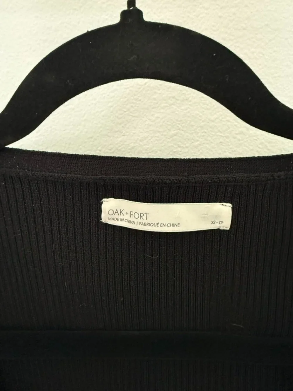 Oak and Fort Cropped Open Front Short Sleeve Ribbed Cardigan Black - Picture 6 of 7